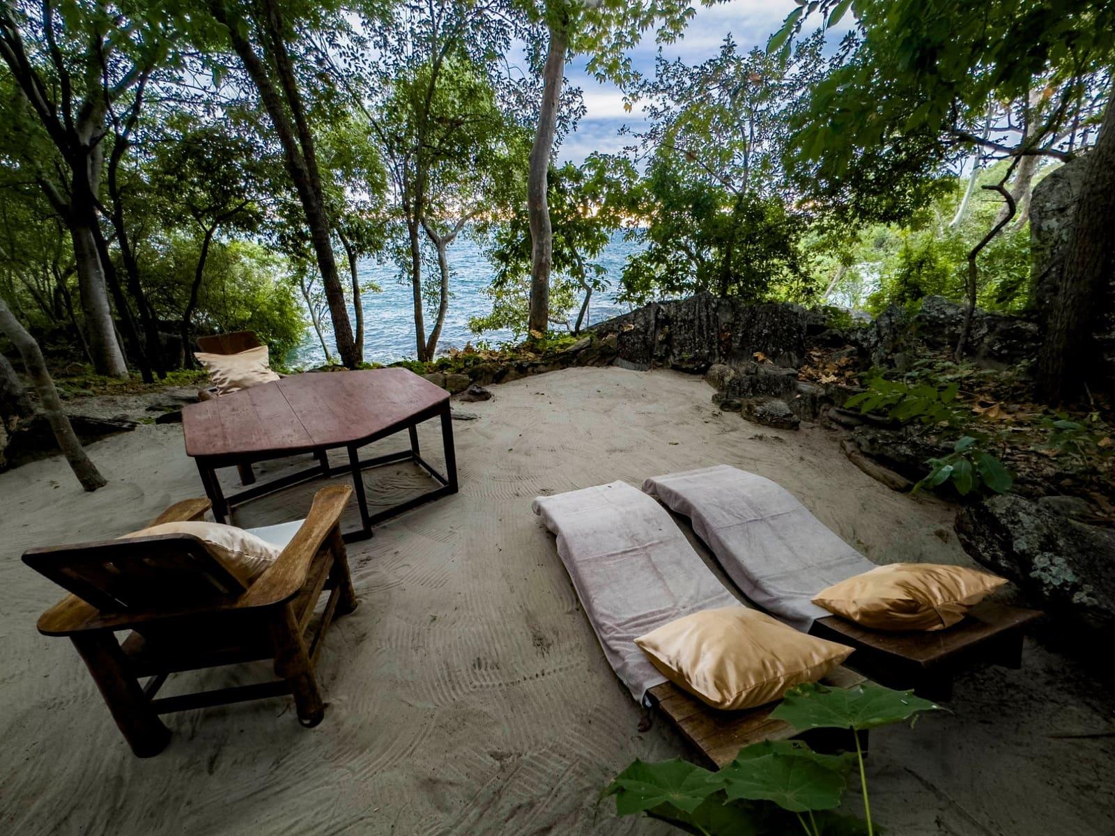 Social Space Lodge